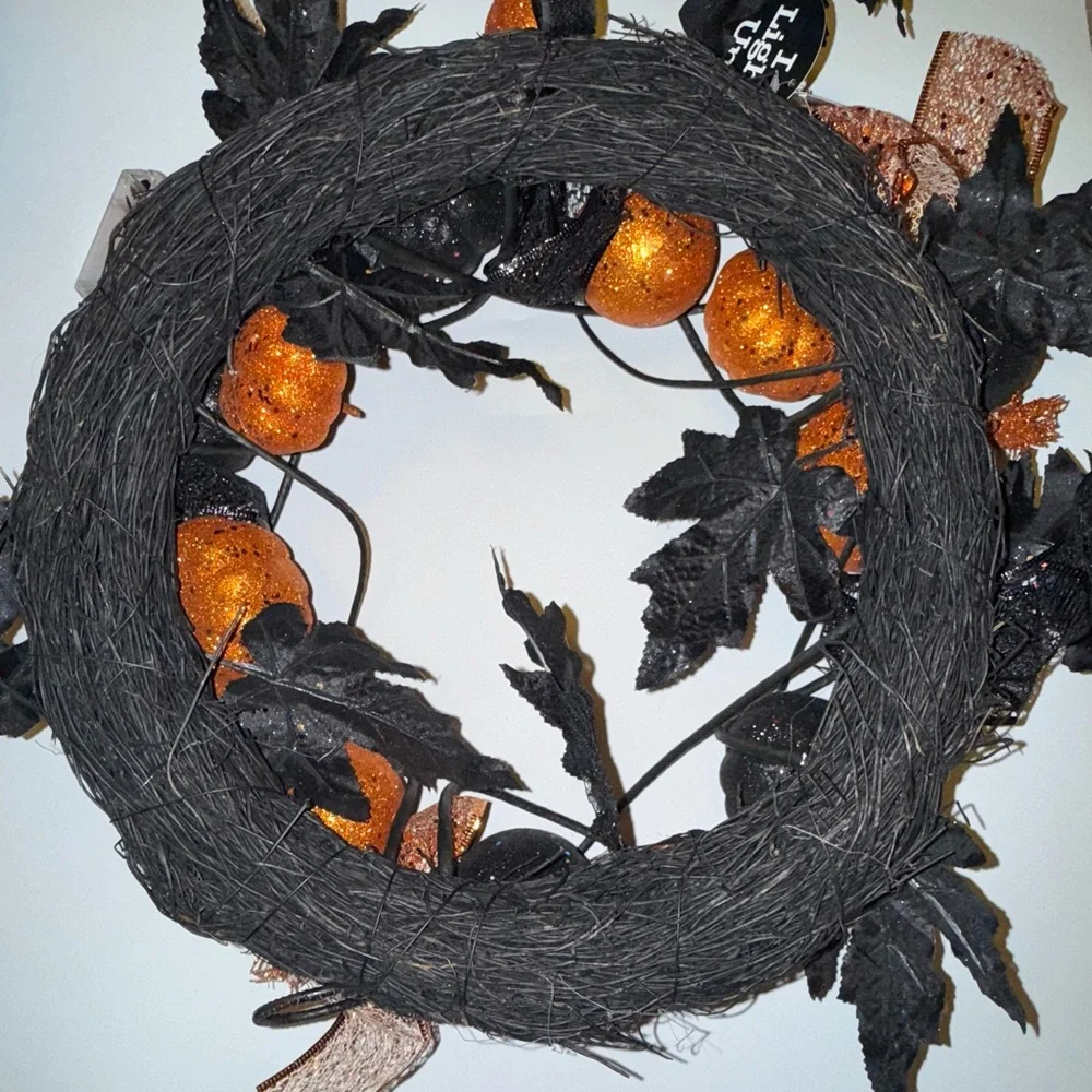 Halloween Wreath Pumpkins and Ribbons